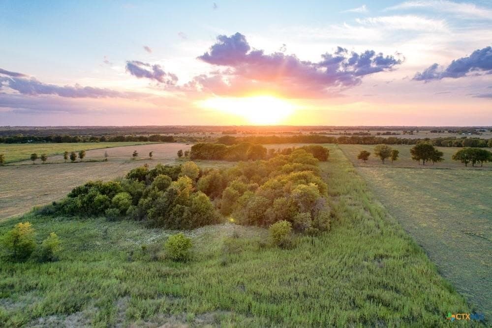 24.6 acres in Bell County