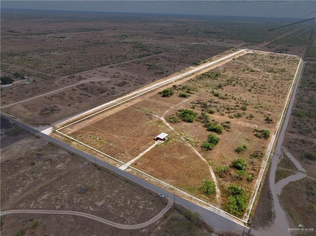 12.32 acres in Brooks County