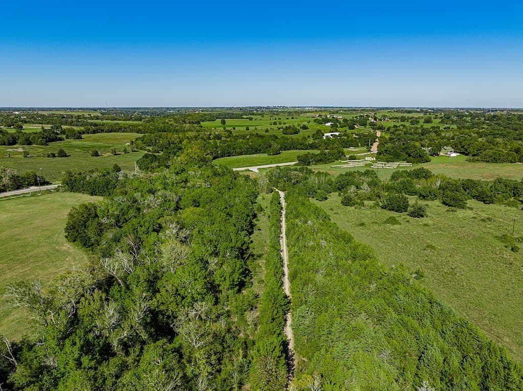 41 acres in Fayette County