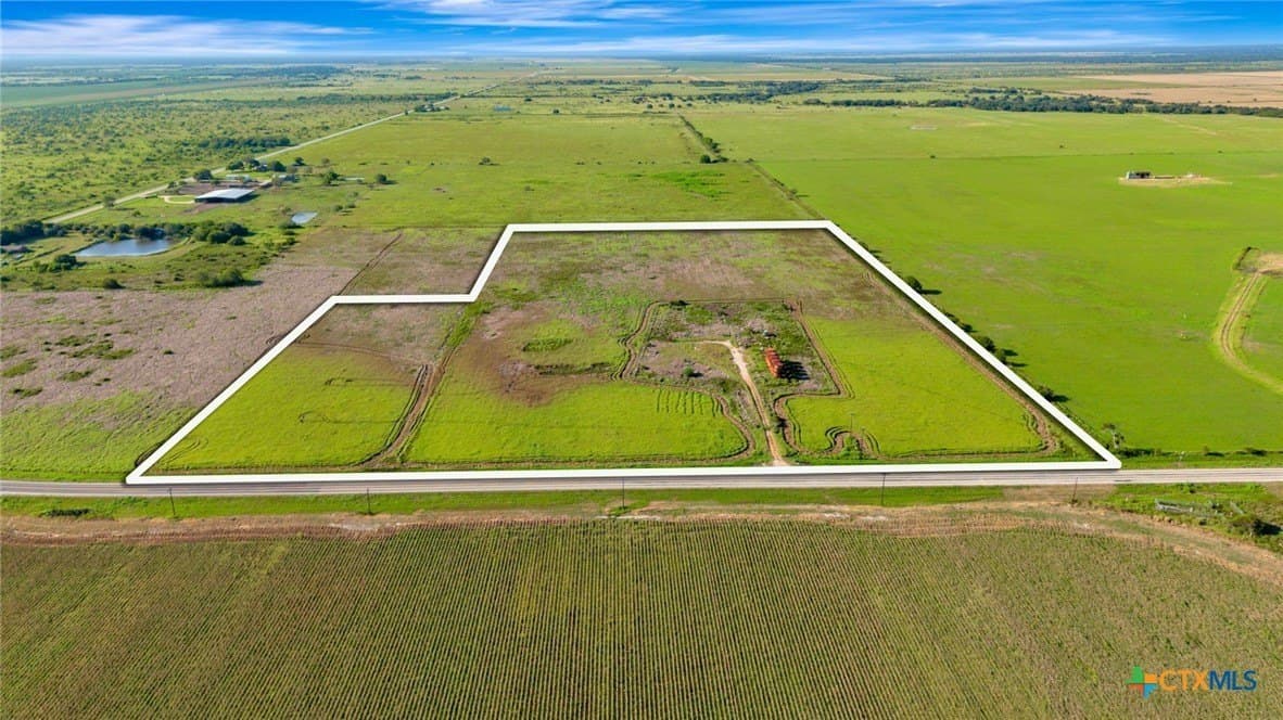 30 acres in Jackson County