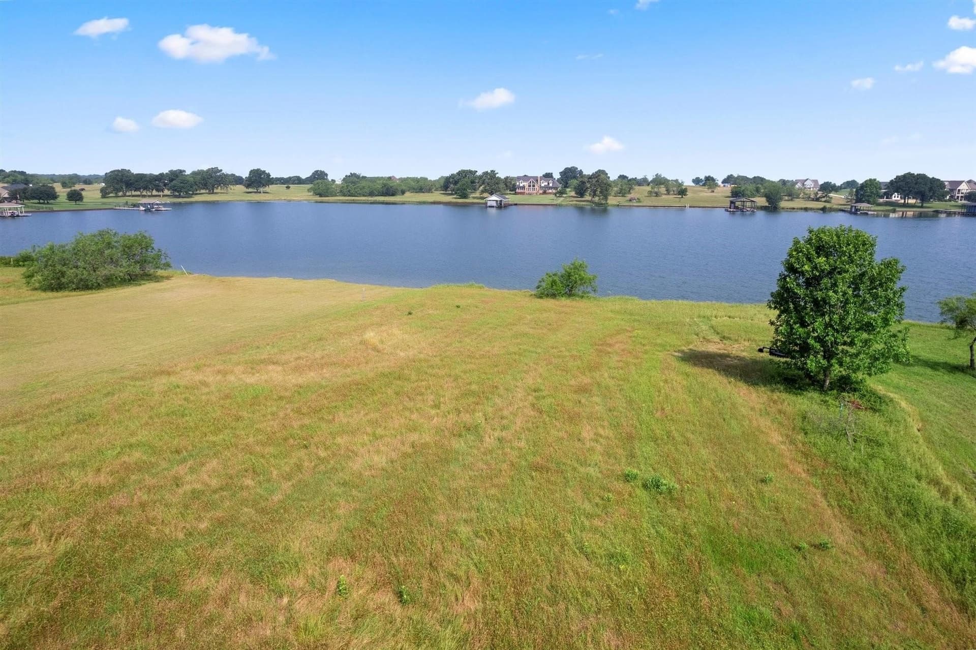 1.03 acres in Navarro County