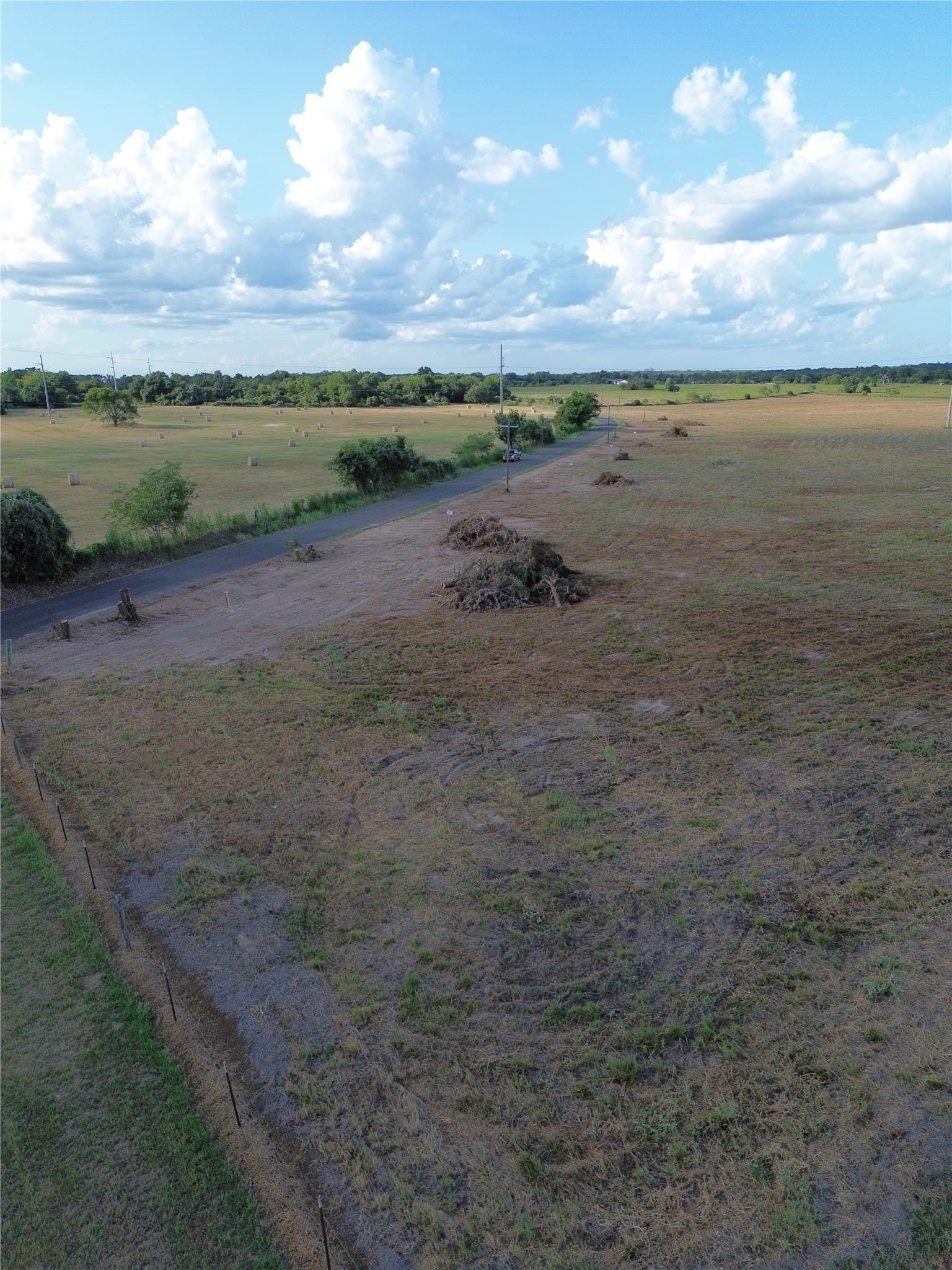 2.85 acres in Robertson County