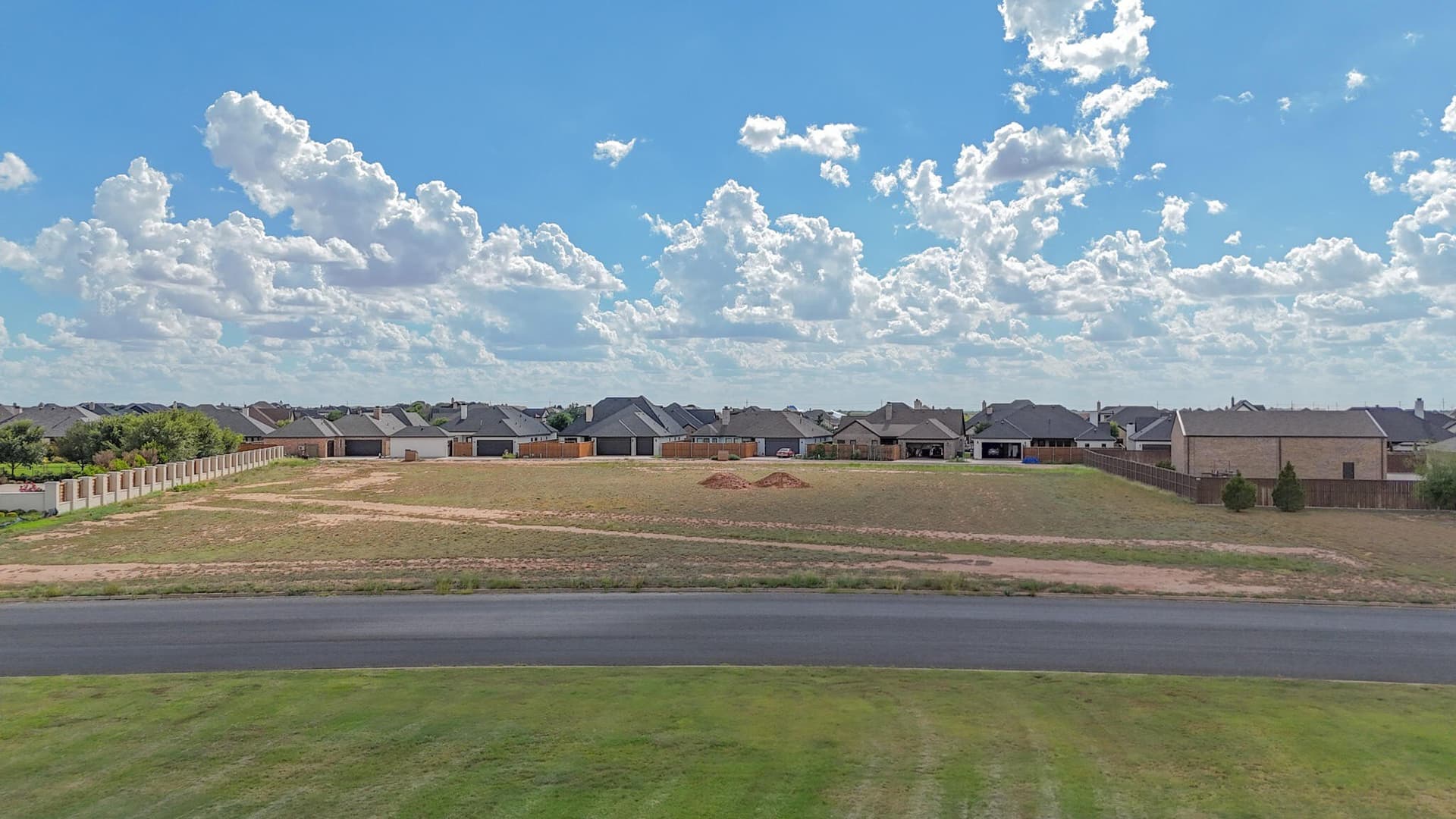 2.3 acres in Lubbock County