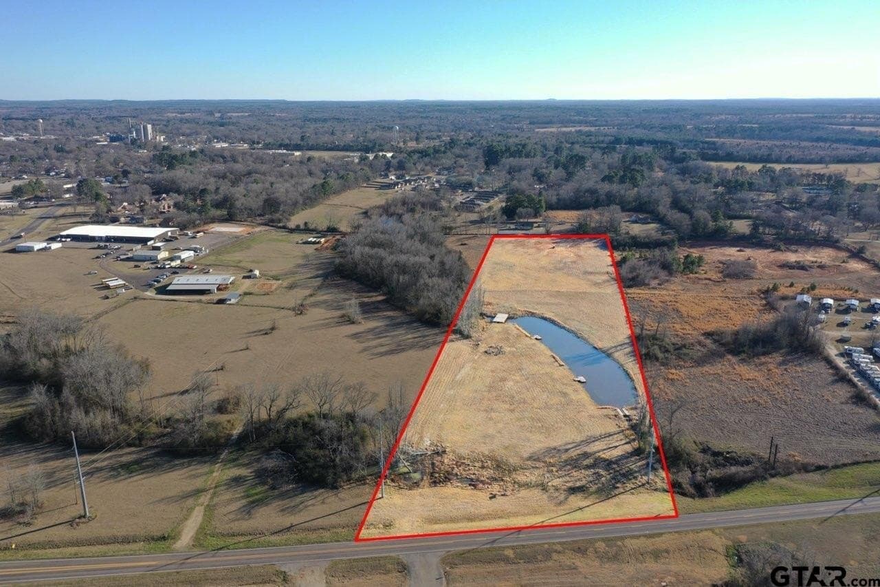 10.74 acres in Camp County