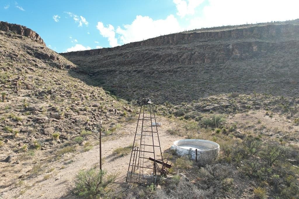 20.01 acres in Hudspeth County
