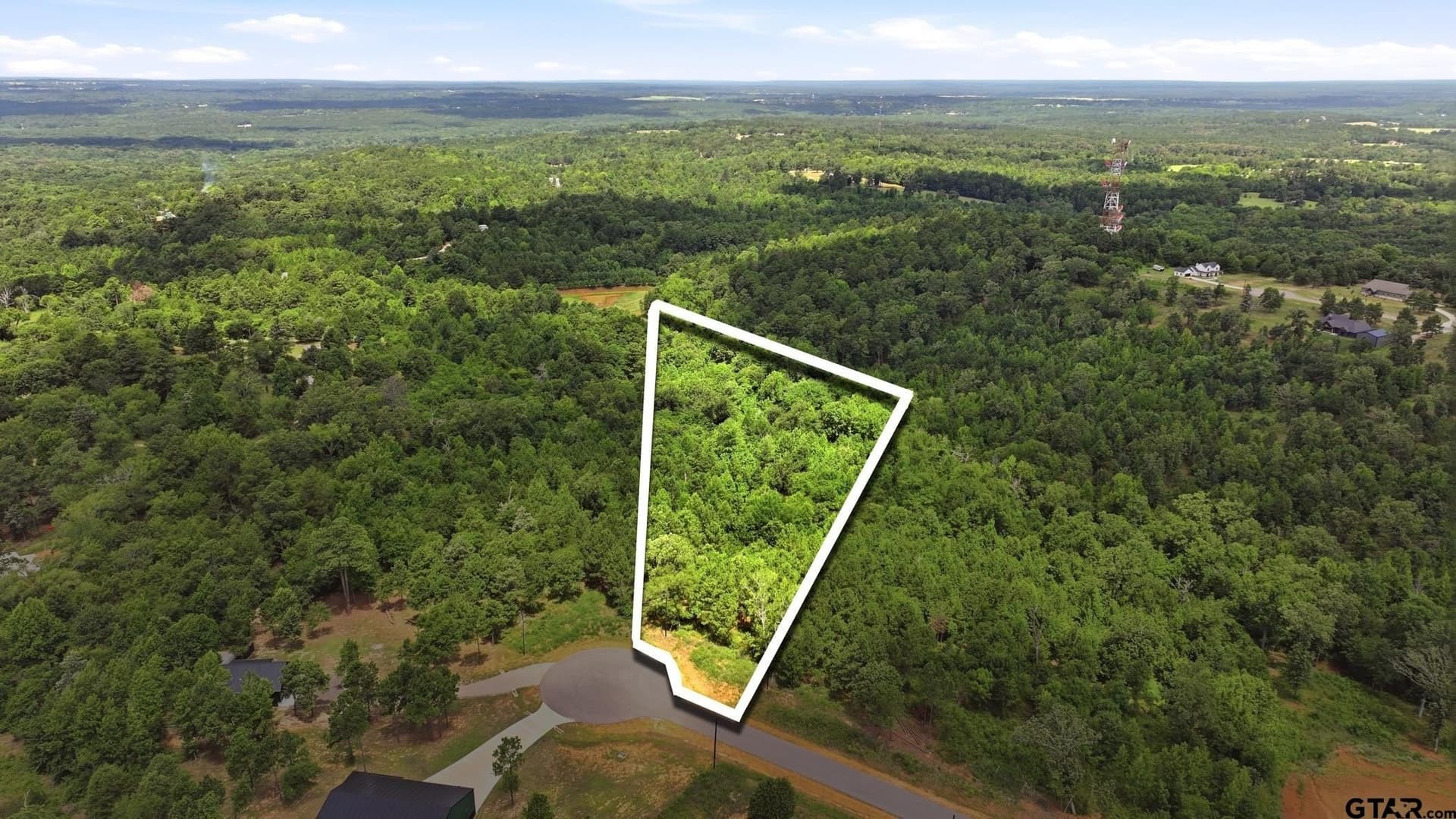 3.17 acres in Smith County