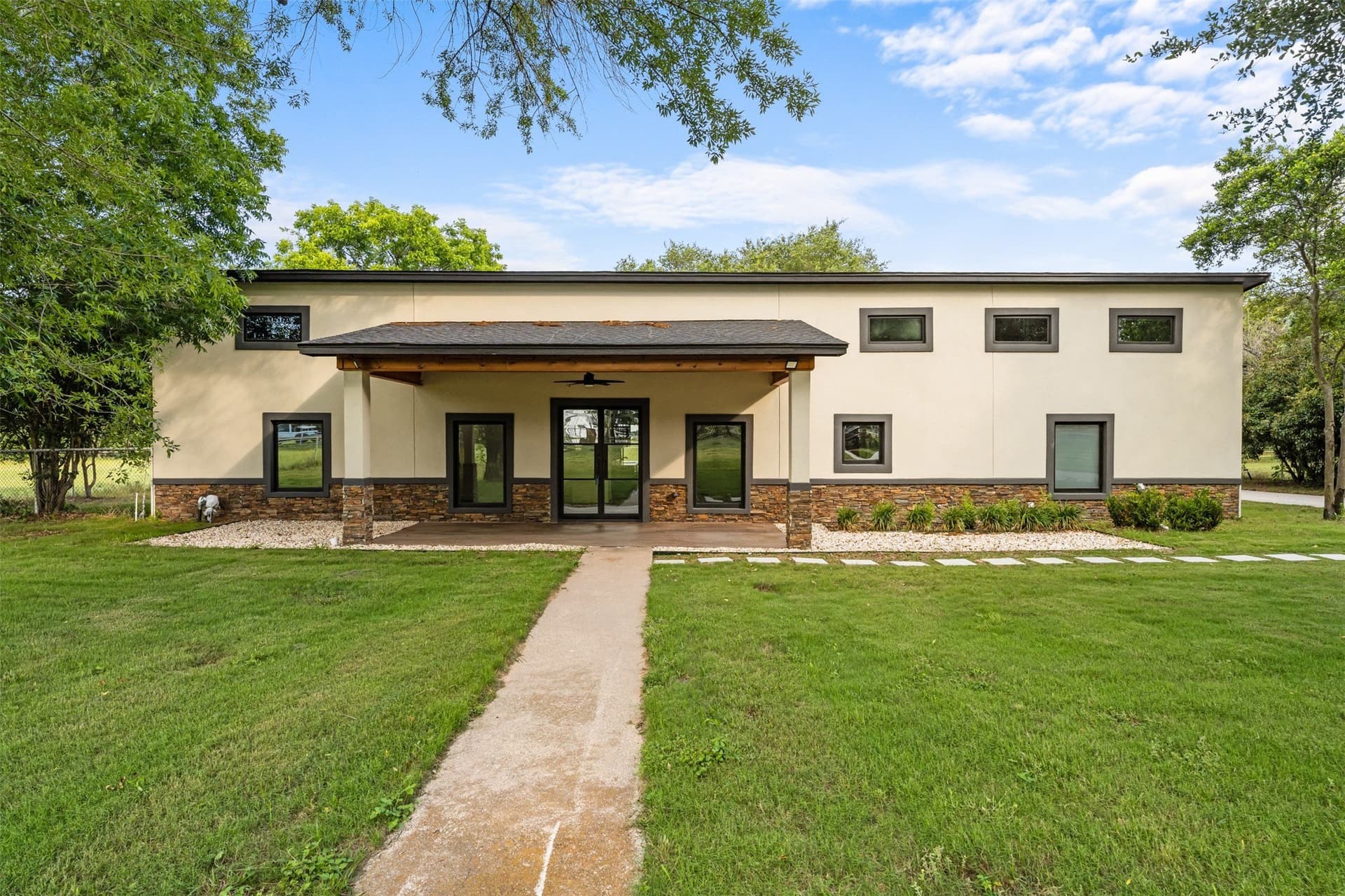 16.96 acres in McLennan County