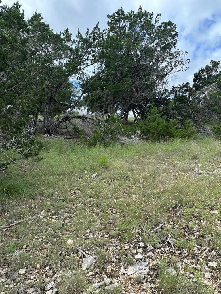 2.69 acres in Kerr County