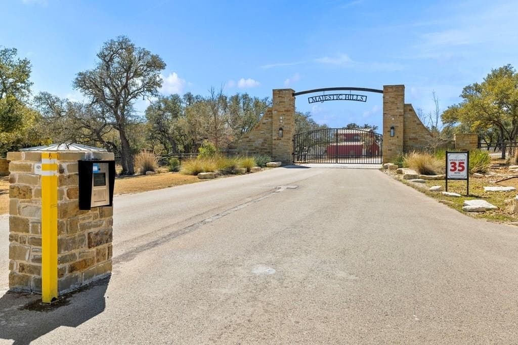 5 acres in Blanco County