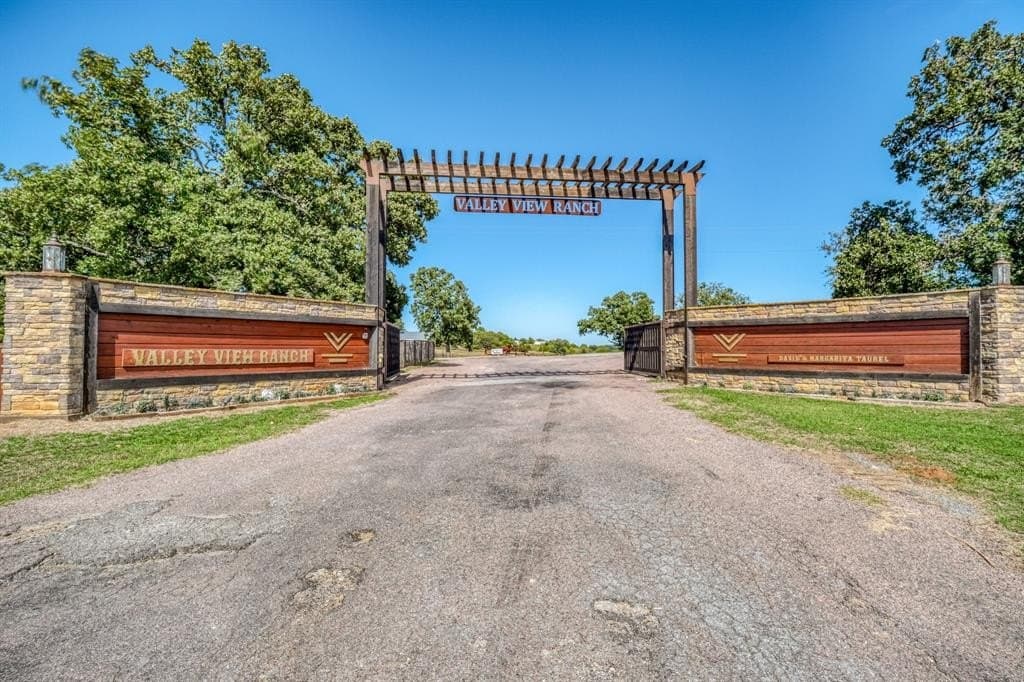 29 acres in Cooke County