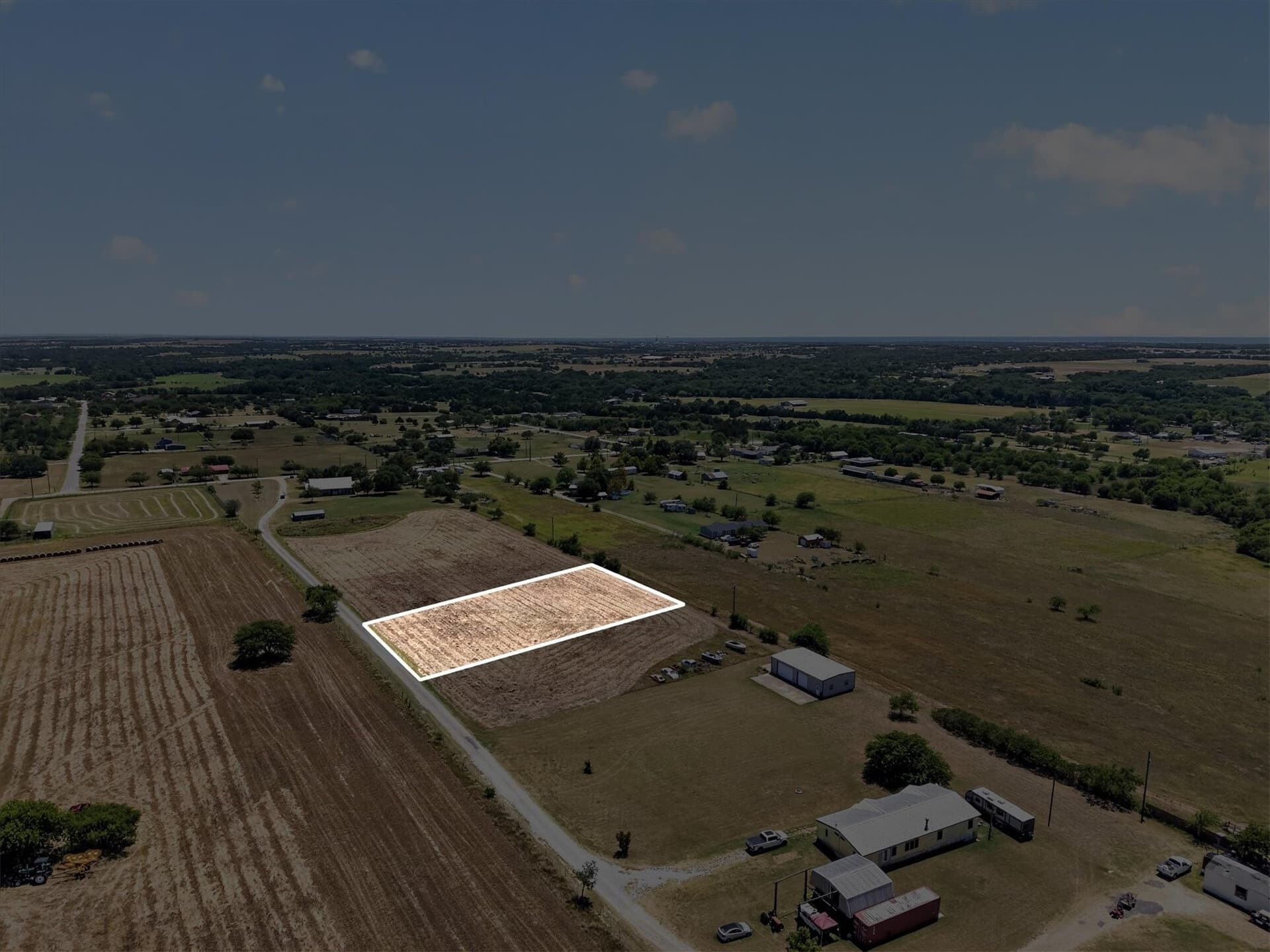 1 acres in Ellis County