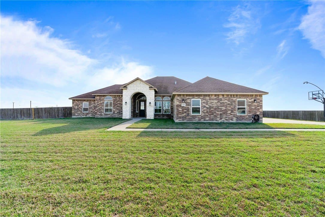 48,064 acres in Nueces County