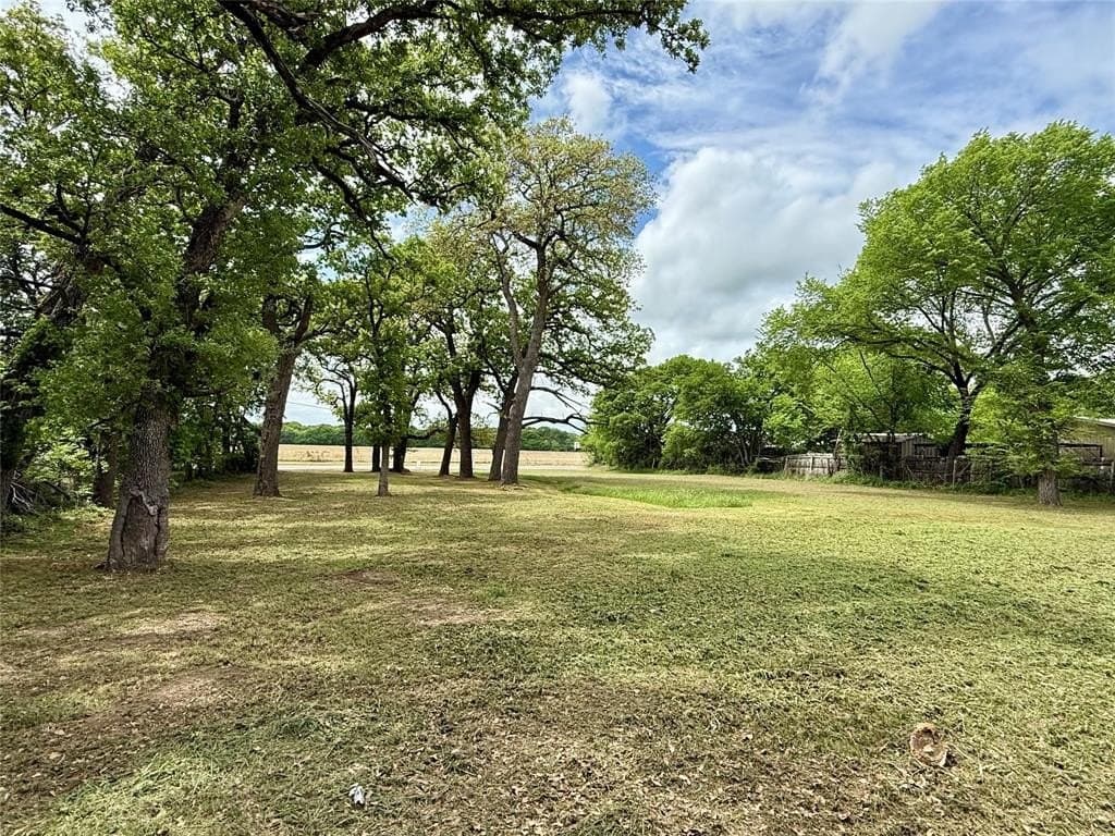 0.53 acres in Montague County