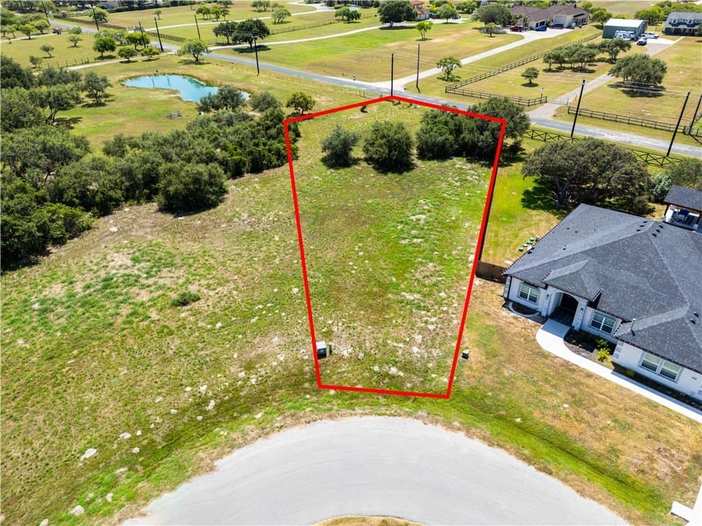 0.51 acres in Nueces County