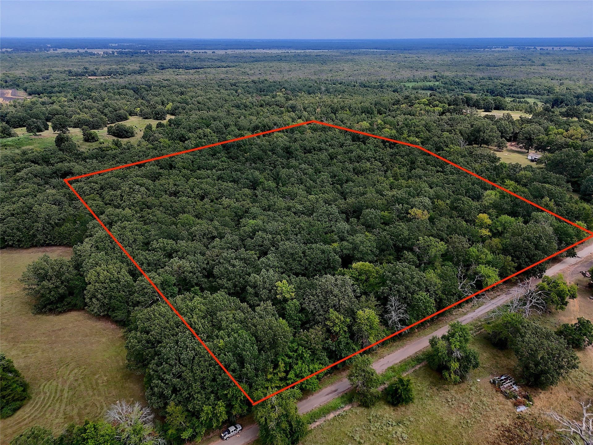16.57 acres in Titus County