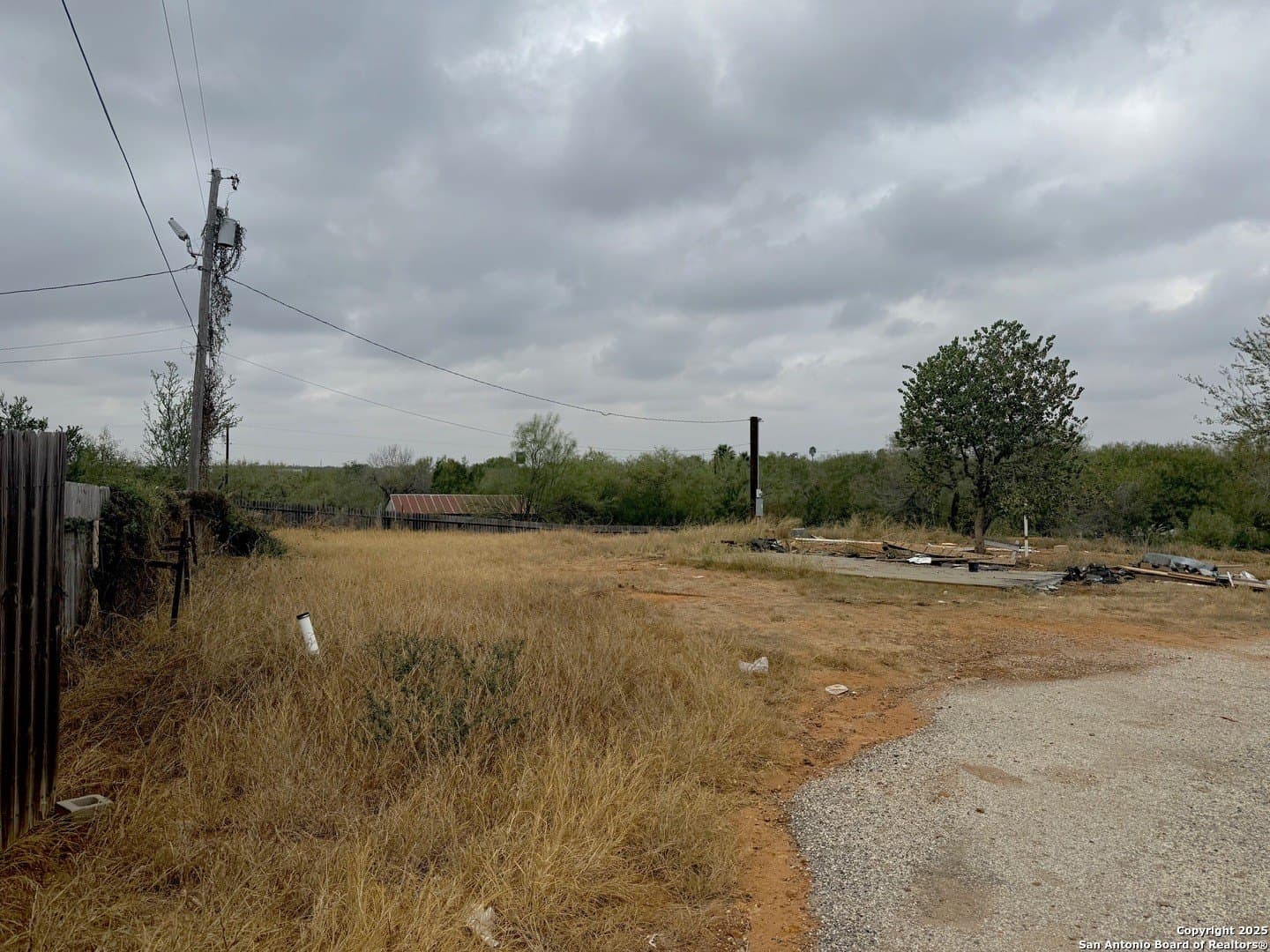 0.89 acres in La Salle County
