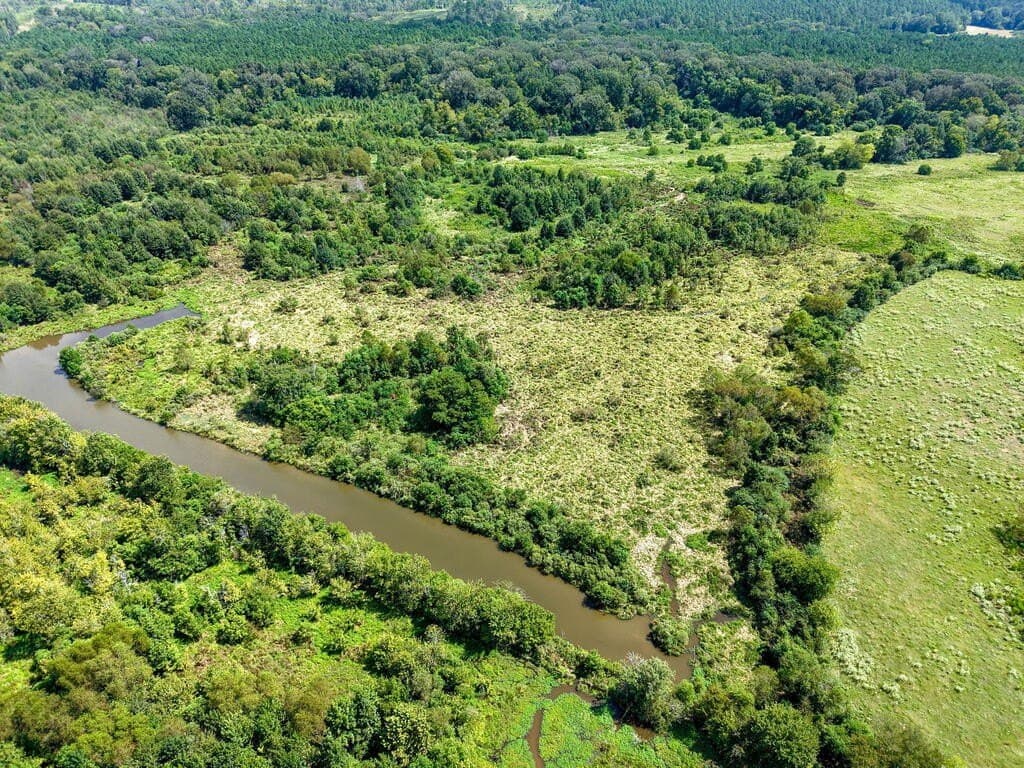 15.96 acres in Texas County