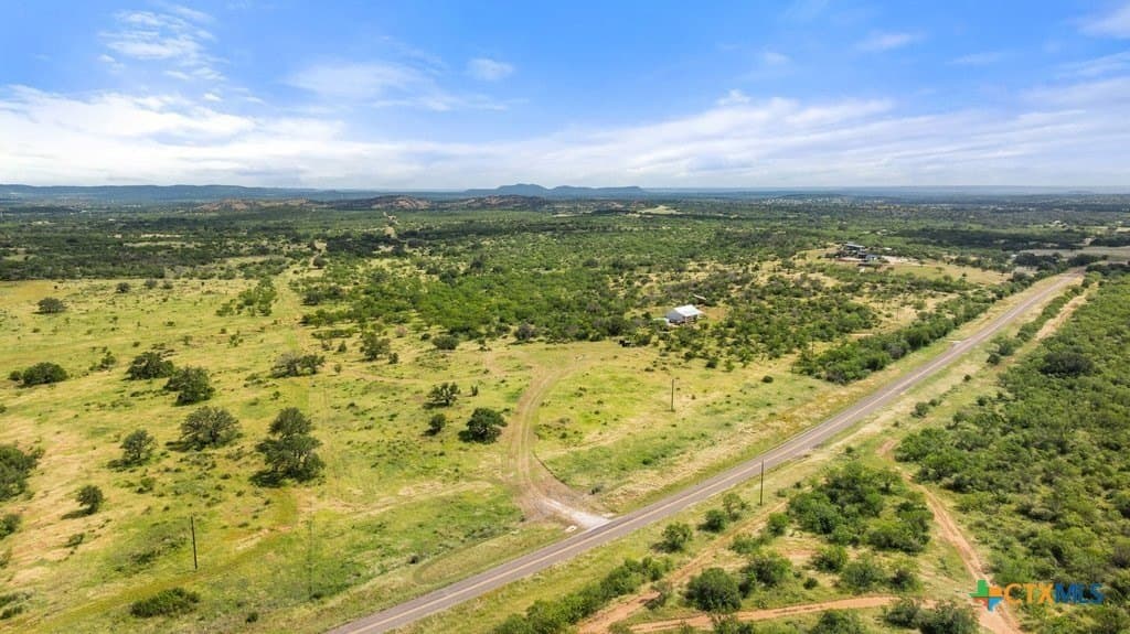 12 acres in Blanco County