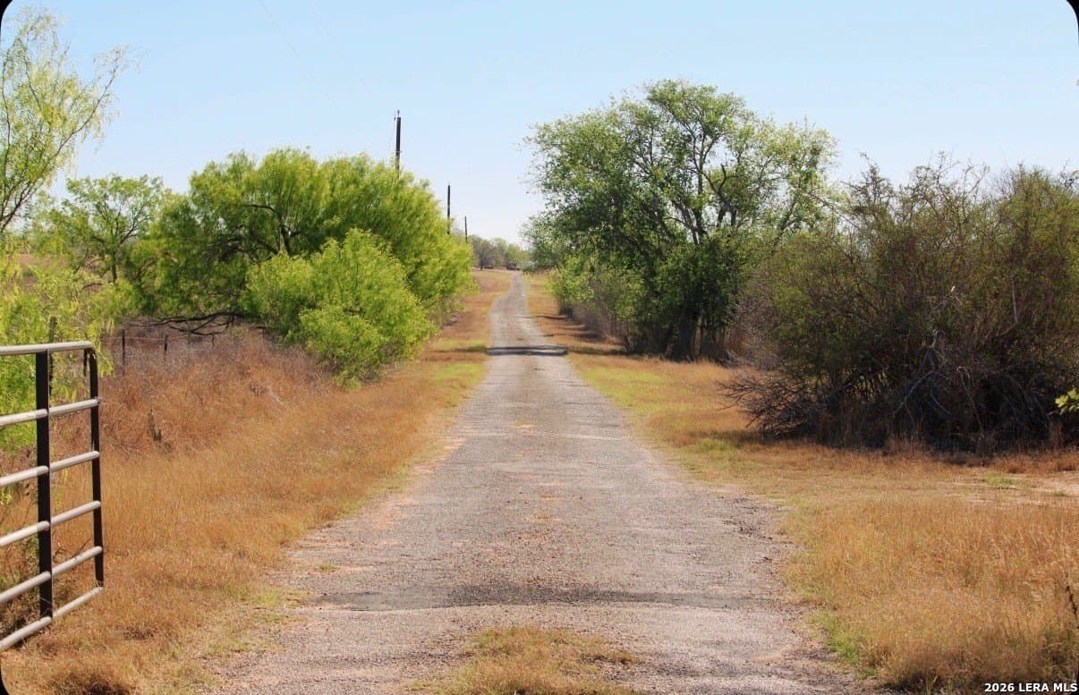25 acres in Medina County