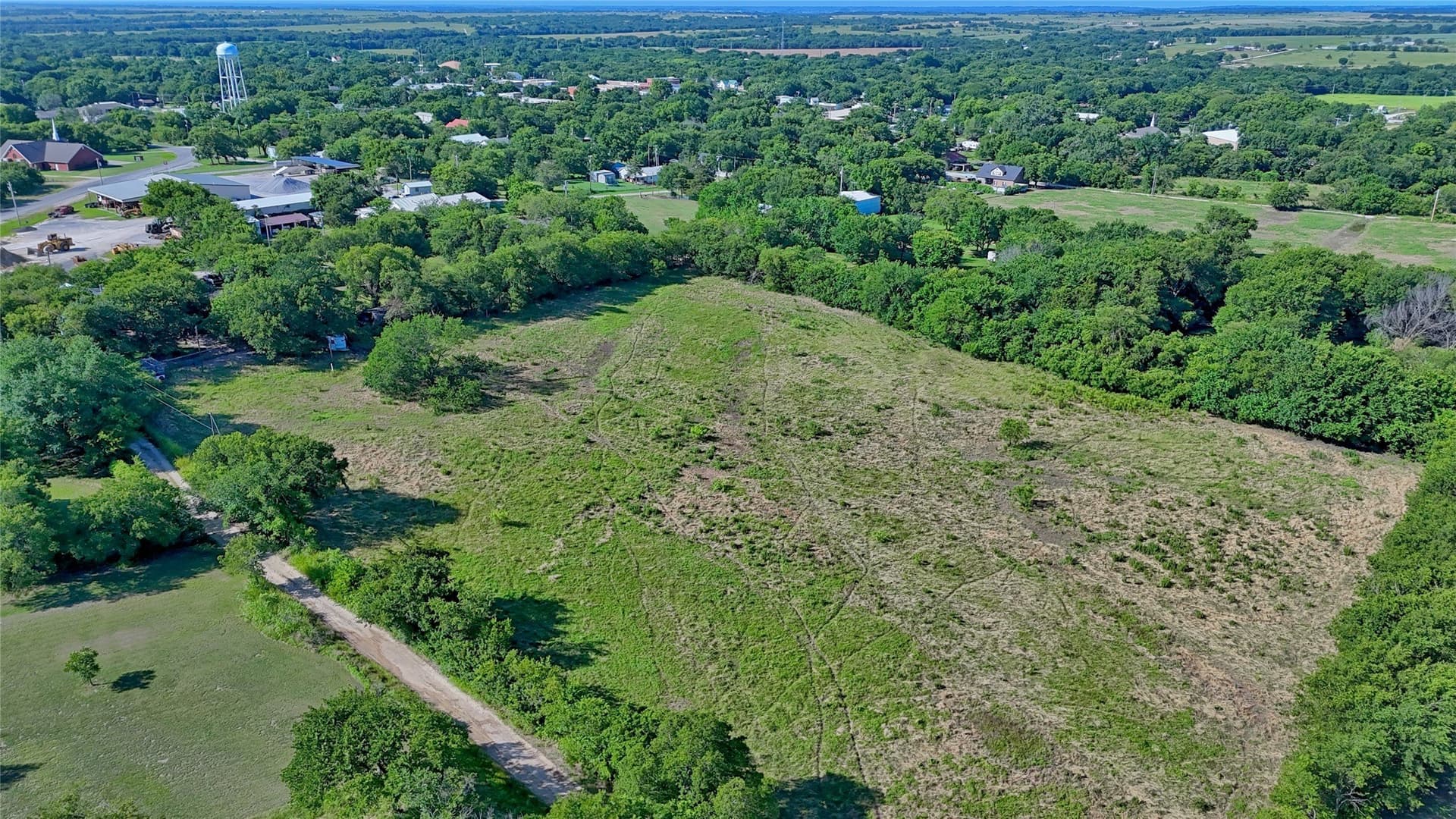 4 acres in Montague County