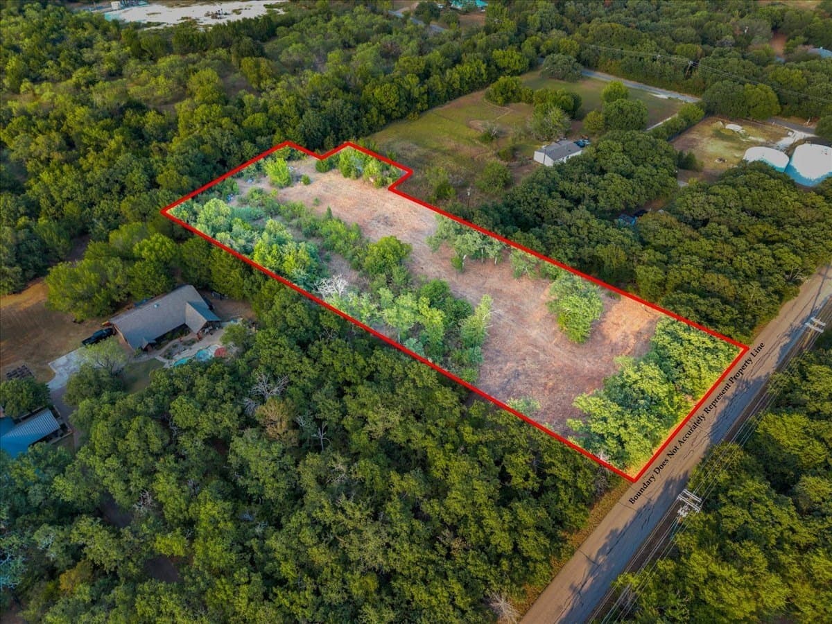 2.06 acres in Johnson County