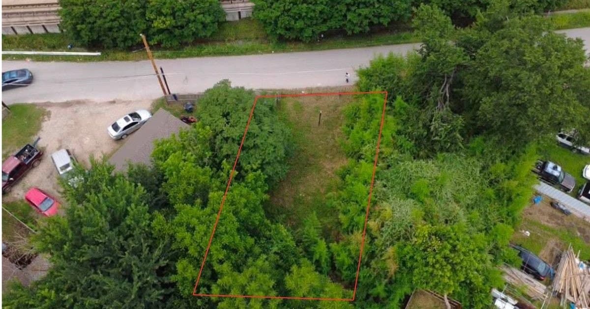 0.2 acres in Dallas County