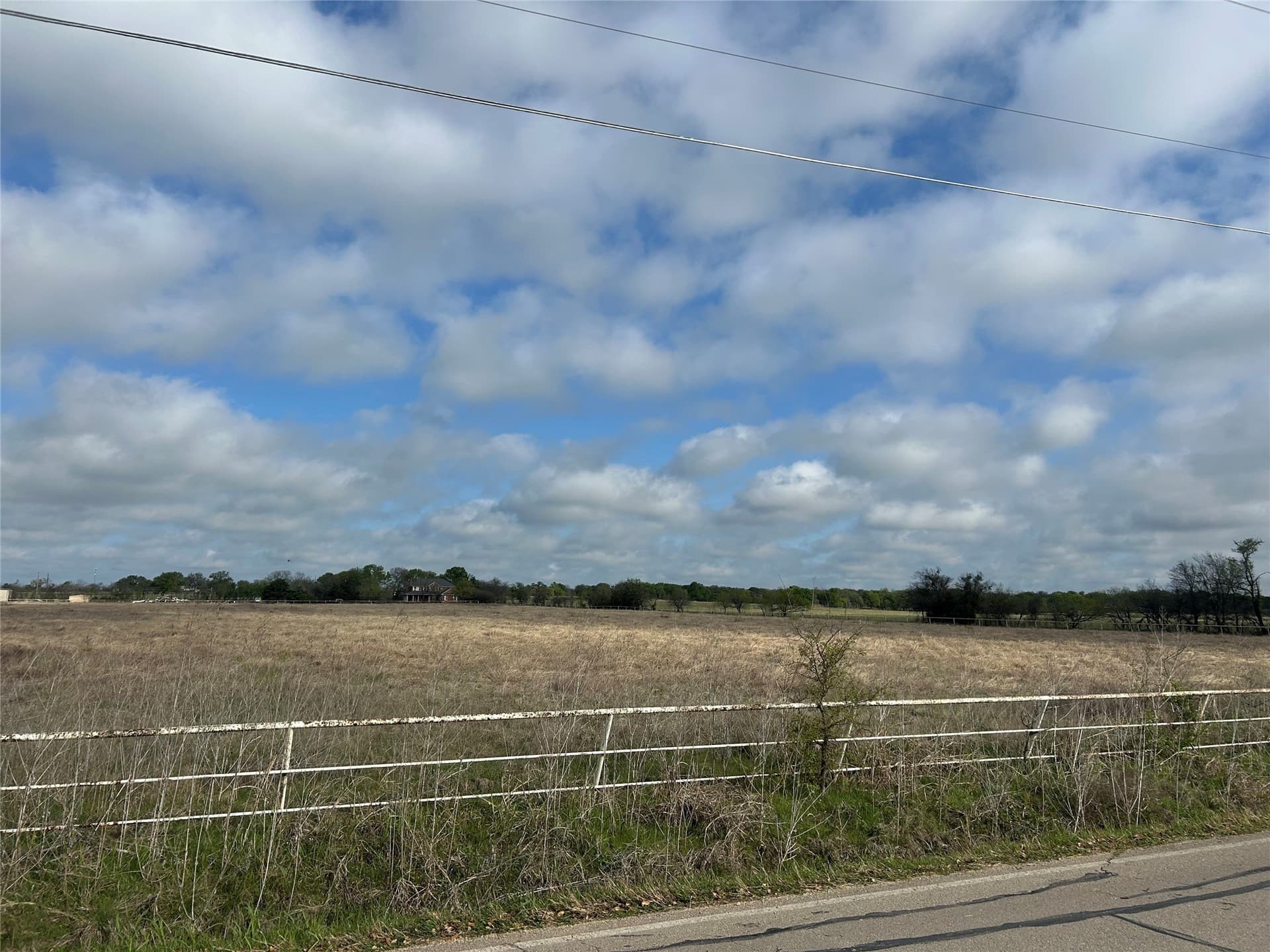 10 acres in McLennan County