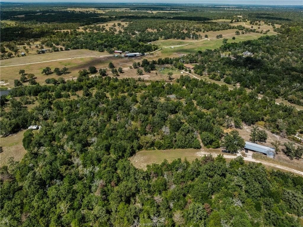 4.89 acres in Burleson County