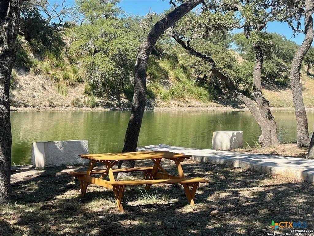 5.02 acres in Bandera County