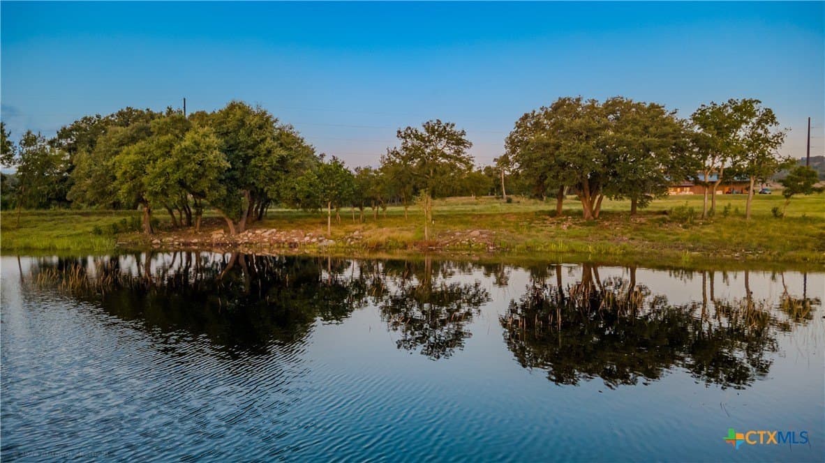 56.27 acres in Gillespie County