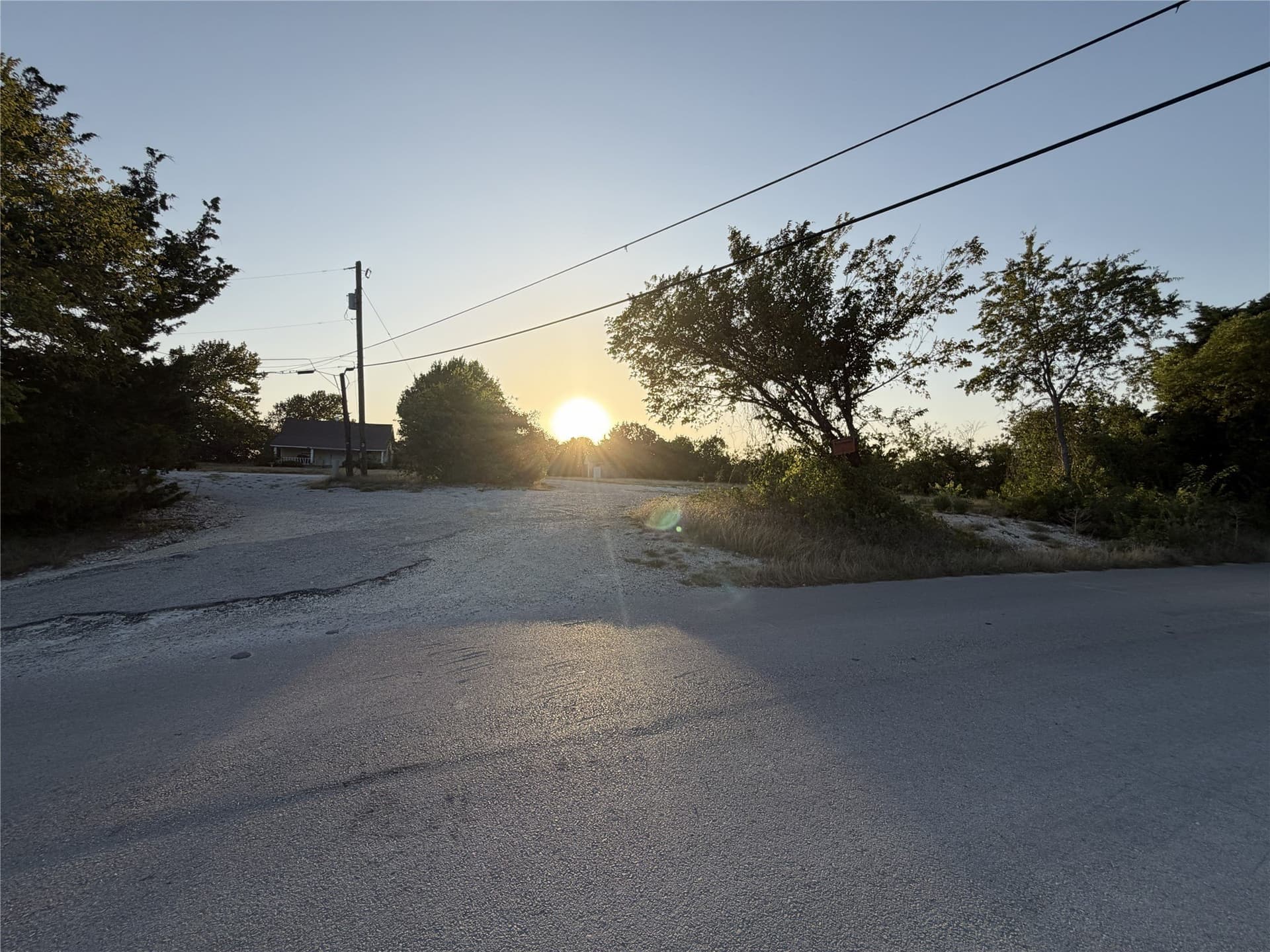 1.27 acres in Ellis County