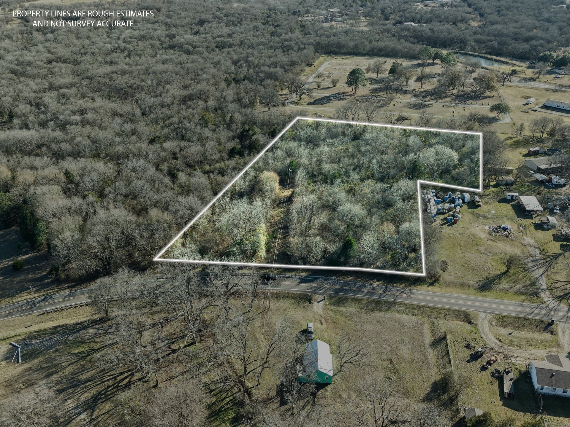 4.1 acres in Navarro County
