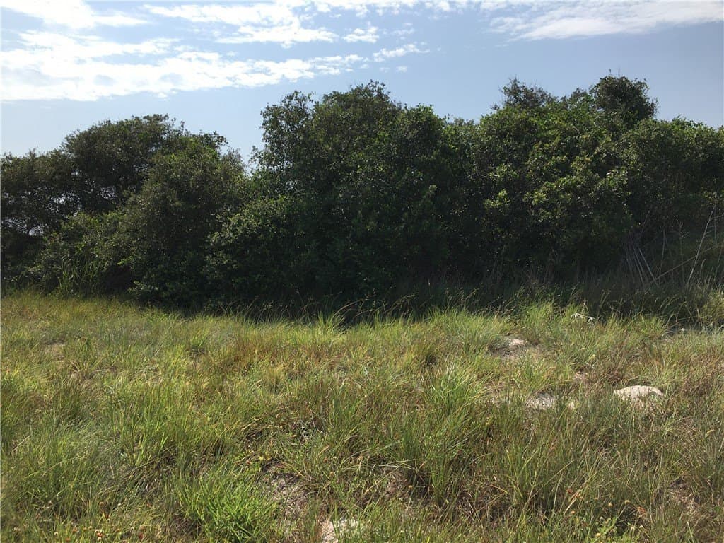 5 acres in Aransas County