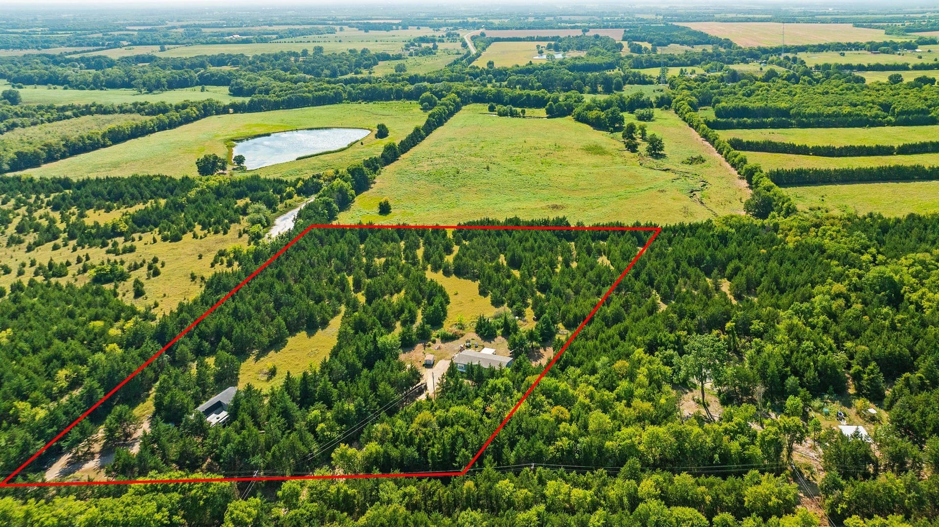 10 acres in Lamar County