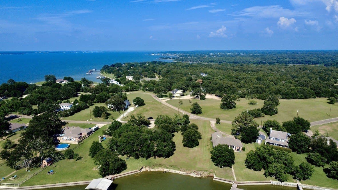 0.5 acres in Navarro County