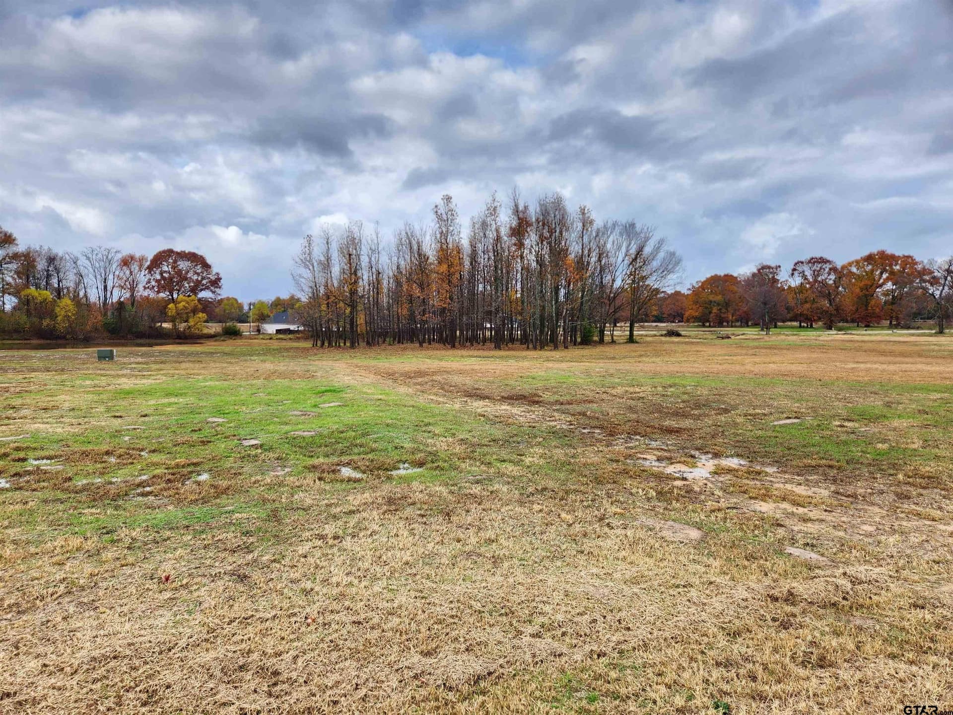 8.61 acres in Wood County