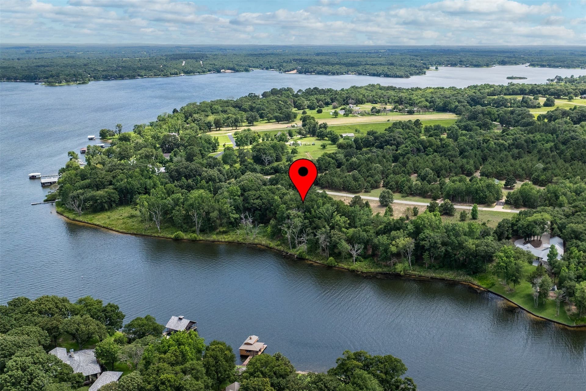 1.07 acres in Henderson County