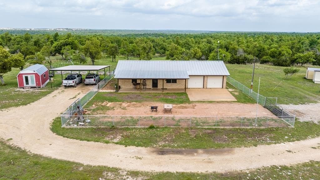 46.79 acres in Gillespie County