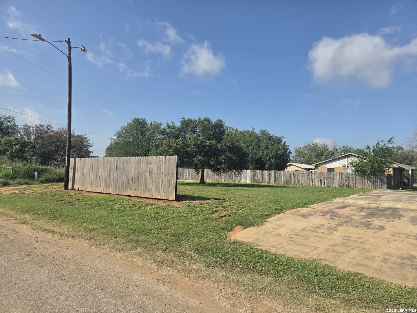 0.37 acres in Frio County