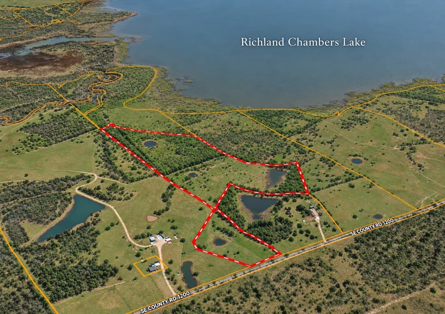 30.01 acres in Navarro County