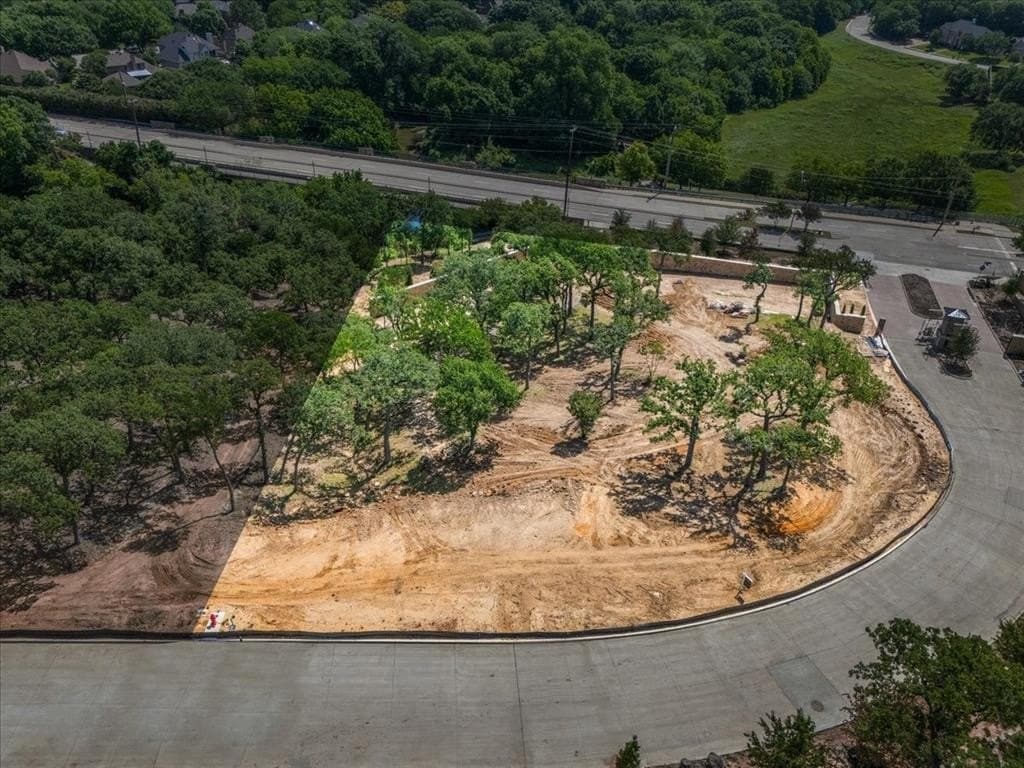 1.1 acres in Tarrant County