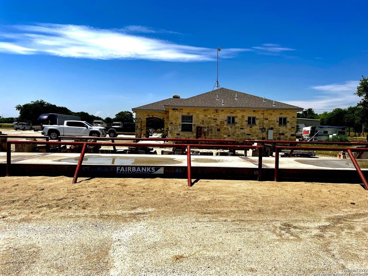 10 acres in Bexar County