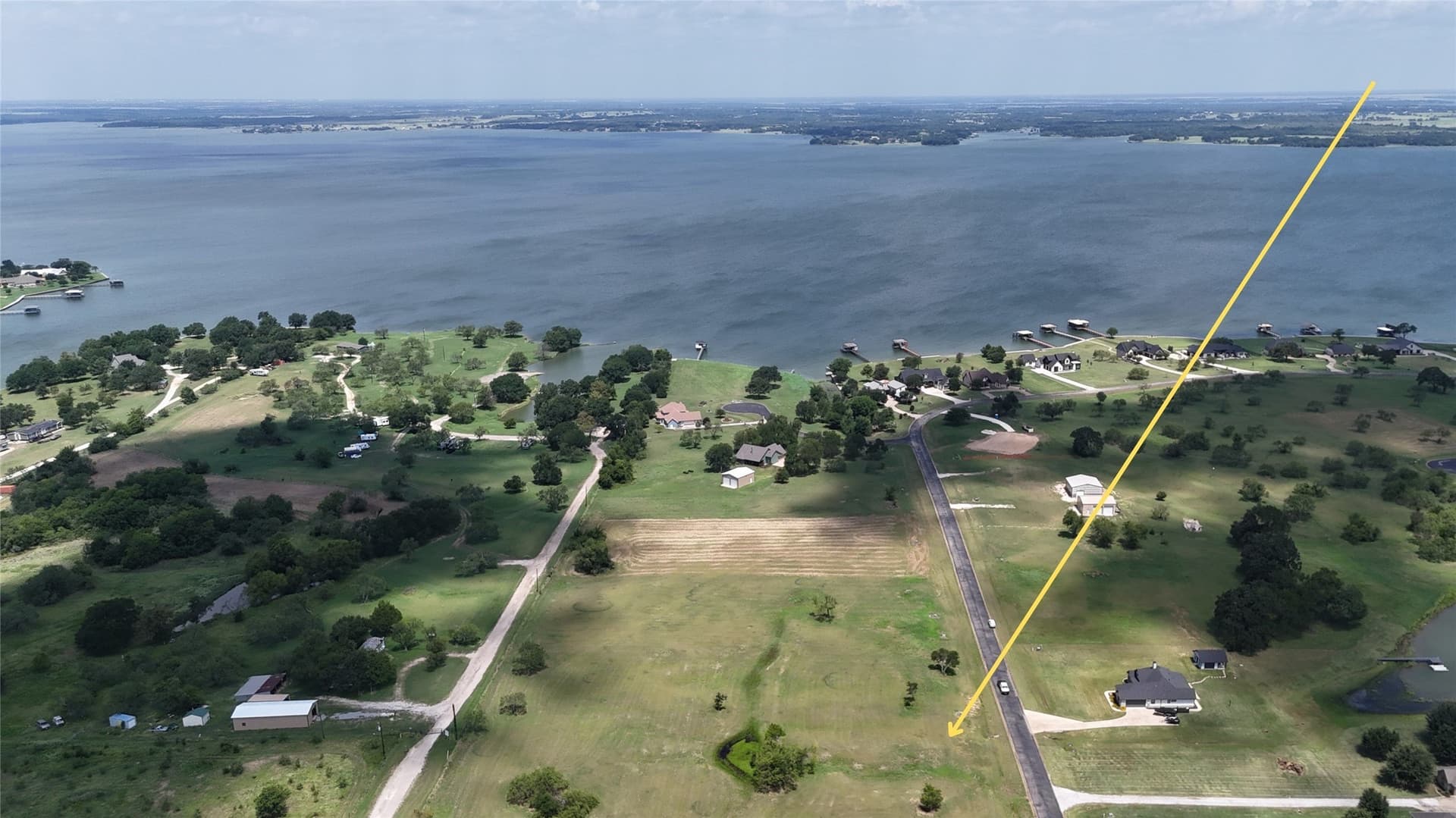 1.01 acres in Navarro County