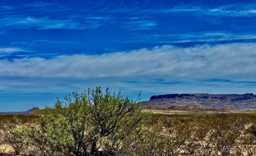 5 acres in Brewster County