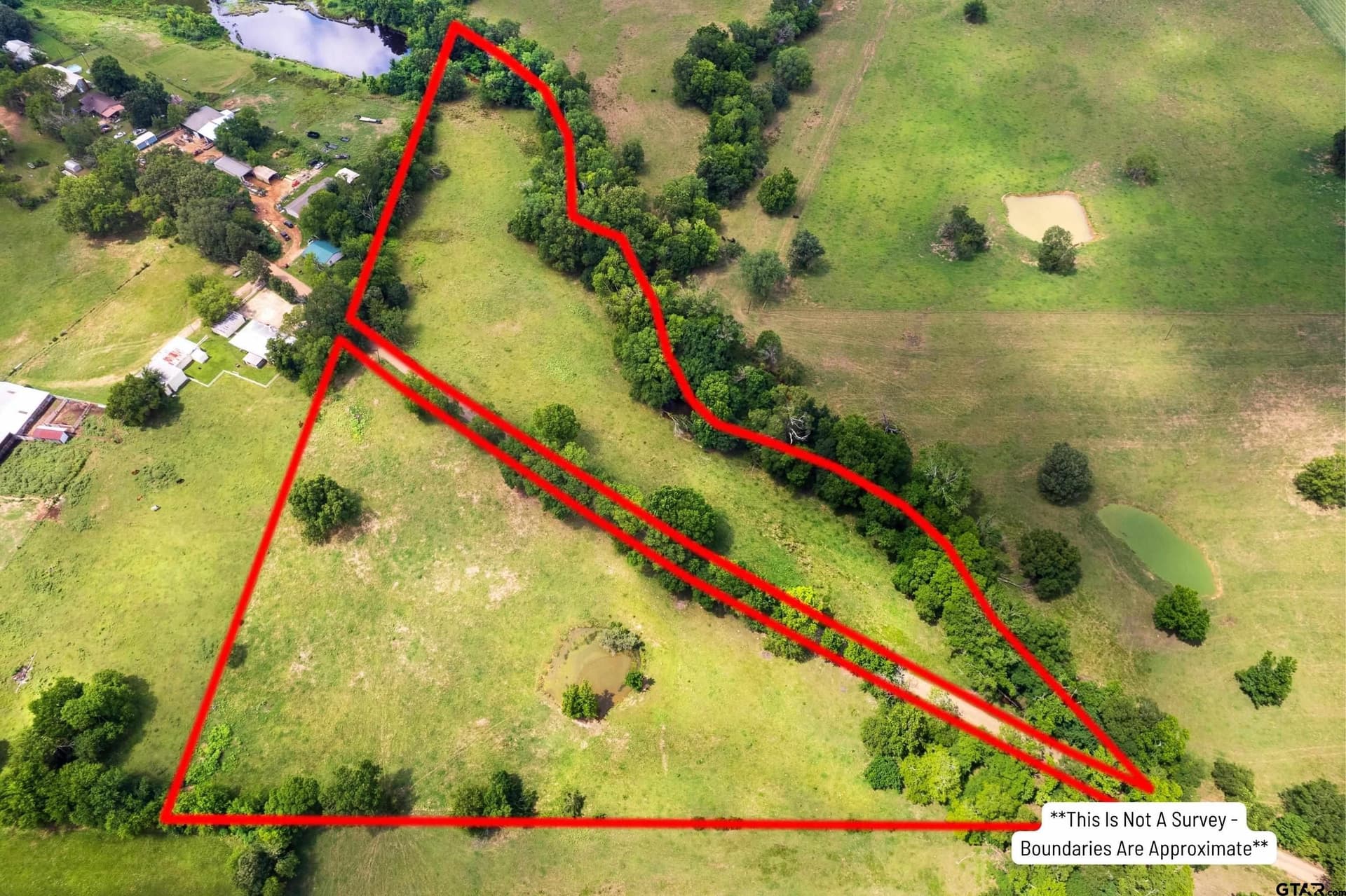 10 acres in Titus County