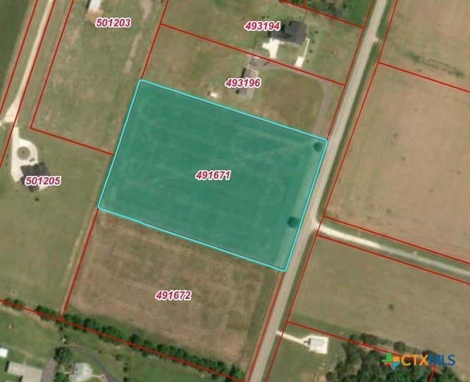 5.6 acres in Bell County