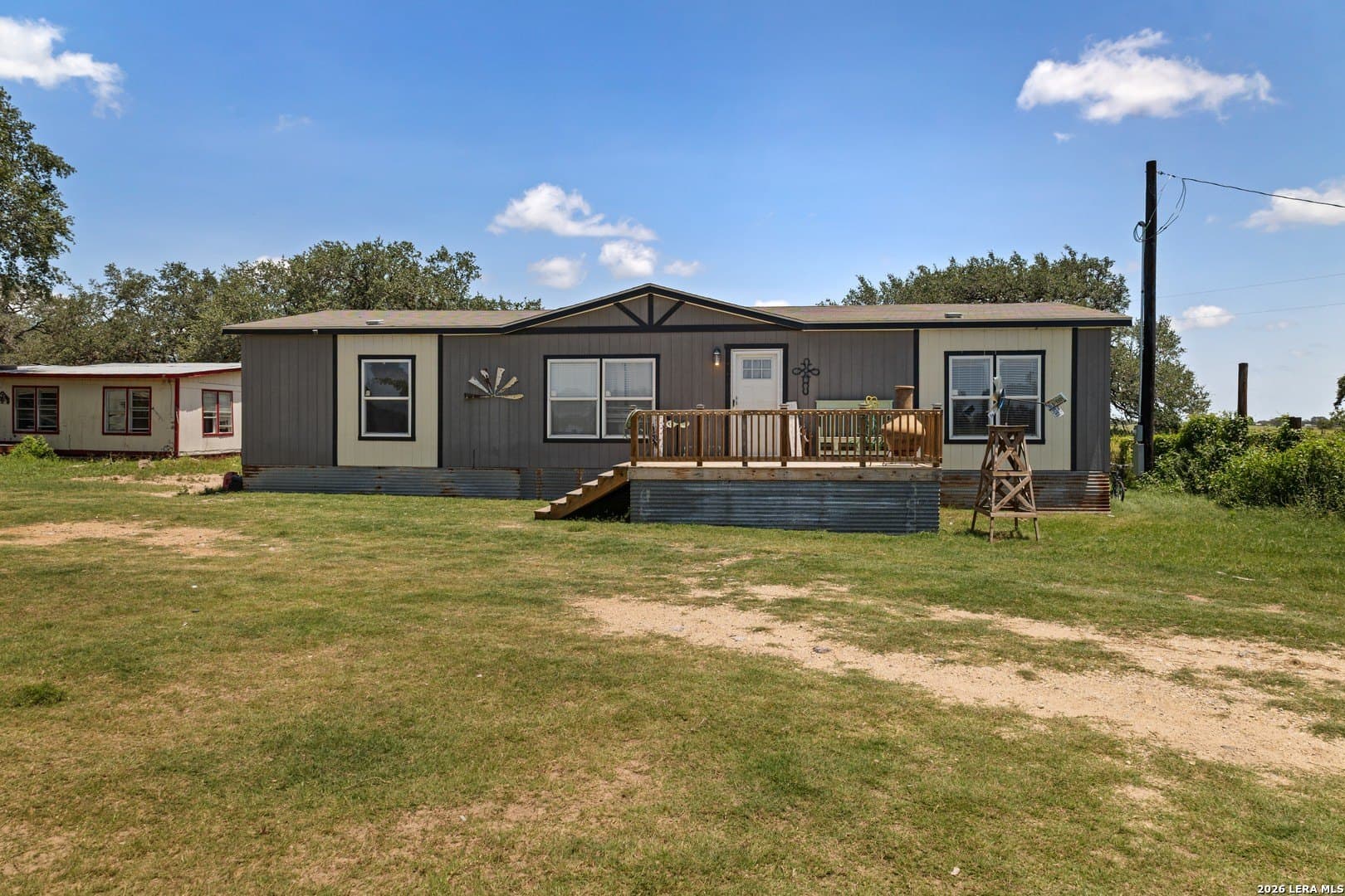 15.98 acres in Atascosa County