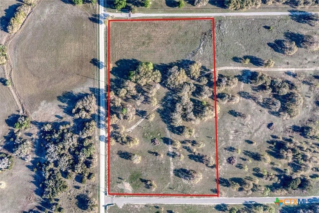 10.01 acres in Burnet County