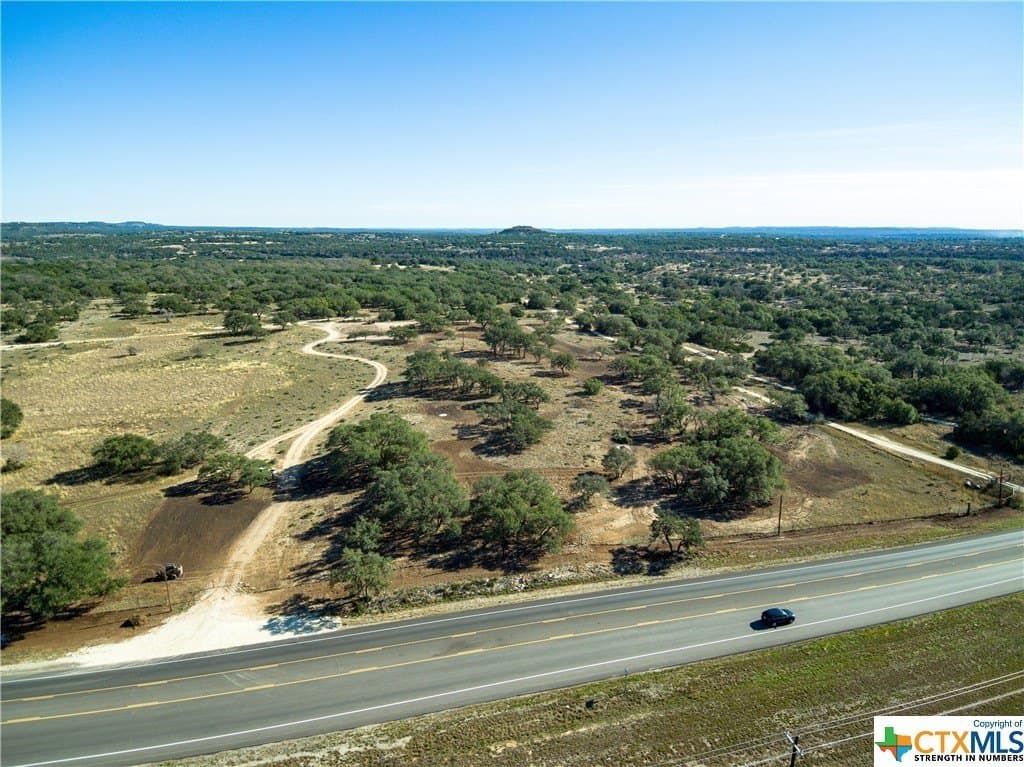 10.04 acres in Blanco County