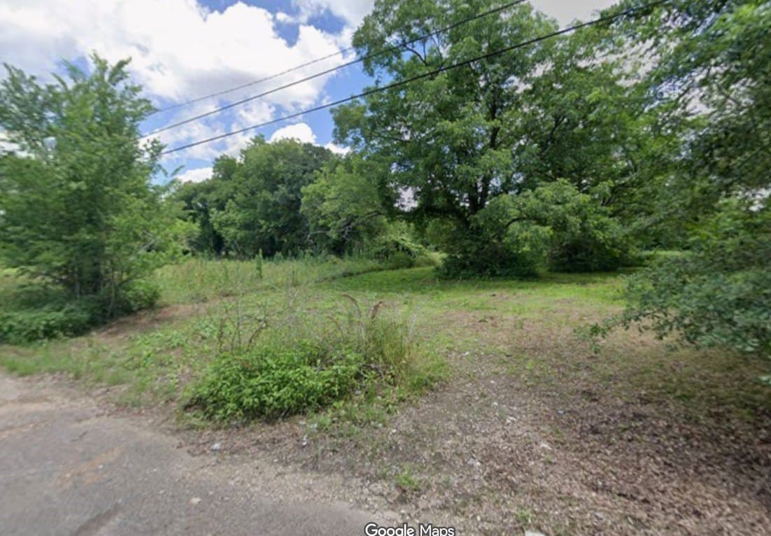 0.08 acres in Lamar County